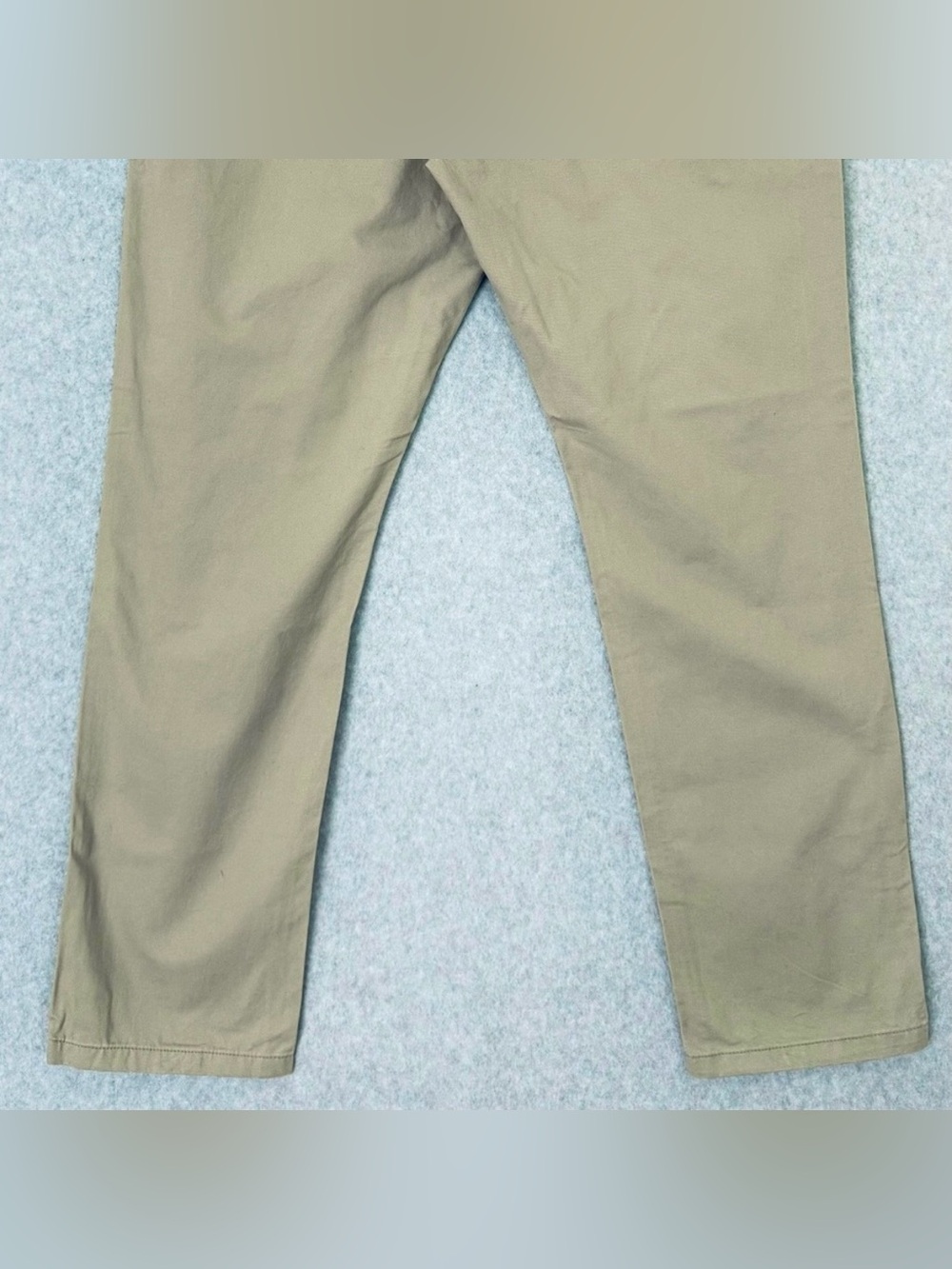 Old Navy Mens Pants 38x32 Tan Khaki Lived in Chino Slim Uniform Non-Stretch - Picture 4 of 16